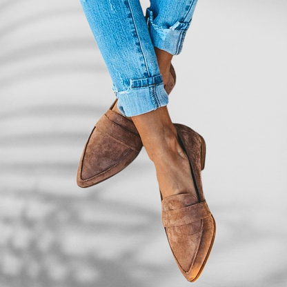MALINA™ | Mocassins en daim à forme pointue